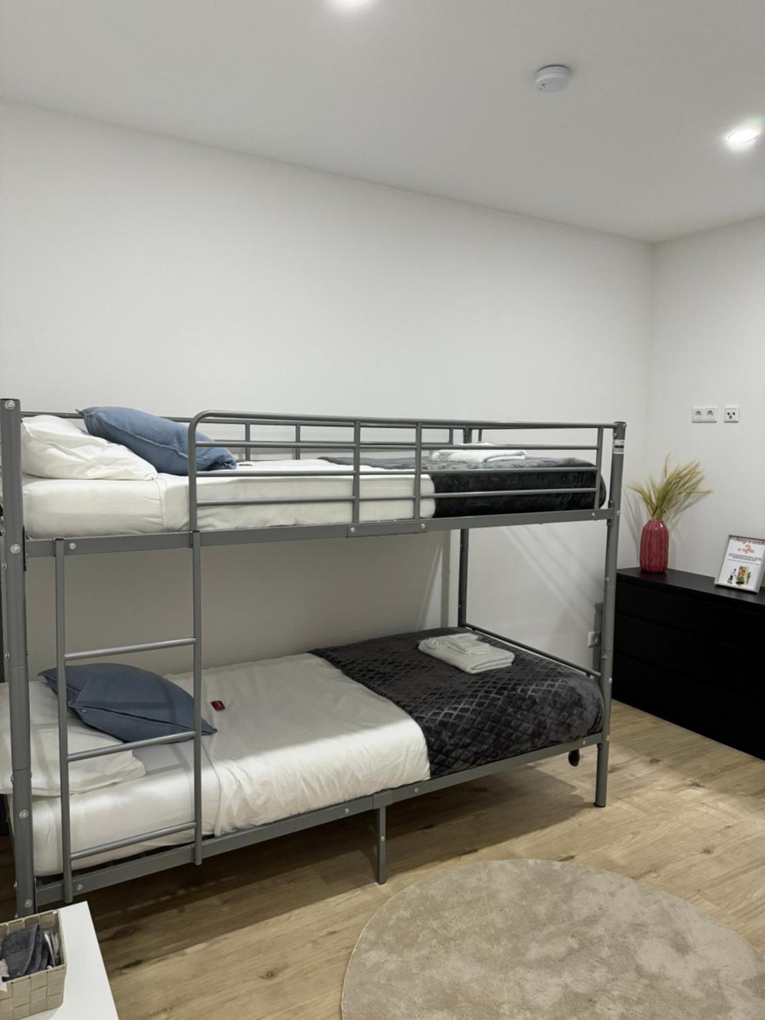 Heaven Homes - Privatzimmer Mit Bad Im Herzen Von Duesseldorf Extérieur photo