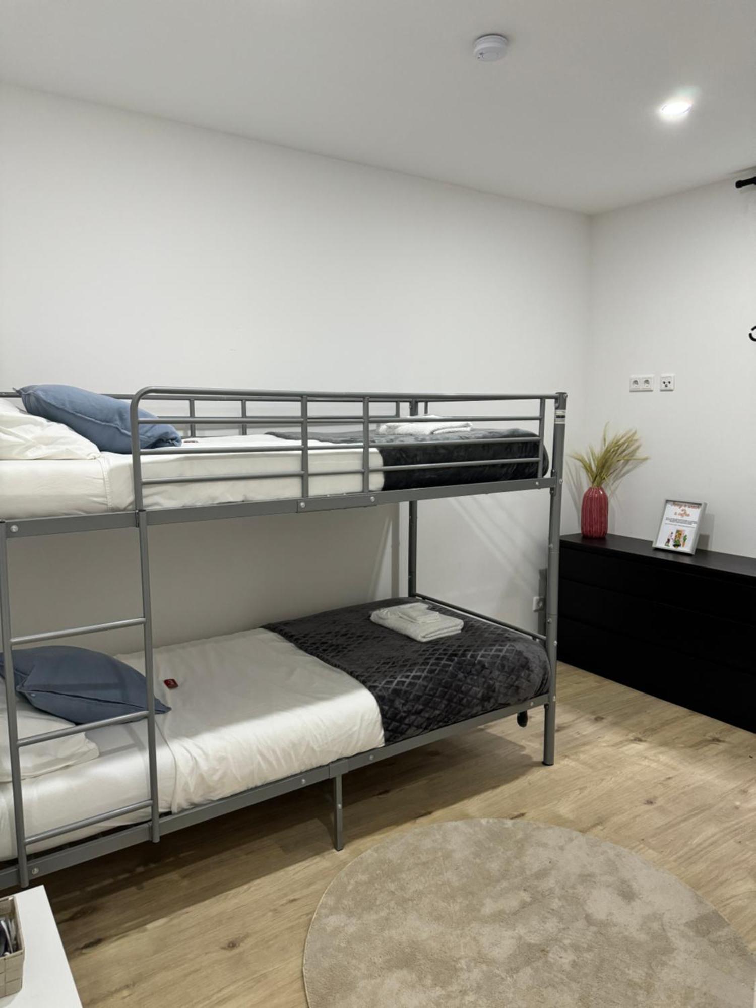 Heaven Homes - Privatzimmer Mit Bad Im Herzen Von Duesseldorf Extérieur photo